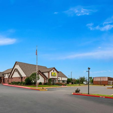 Best Western Okmulgee Exterior photo