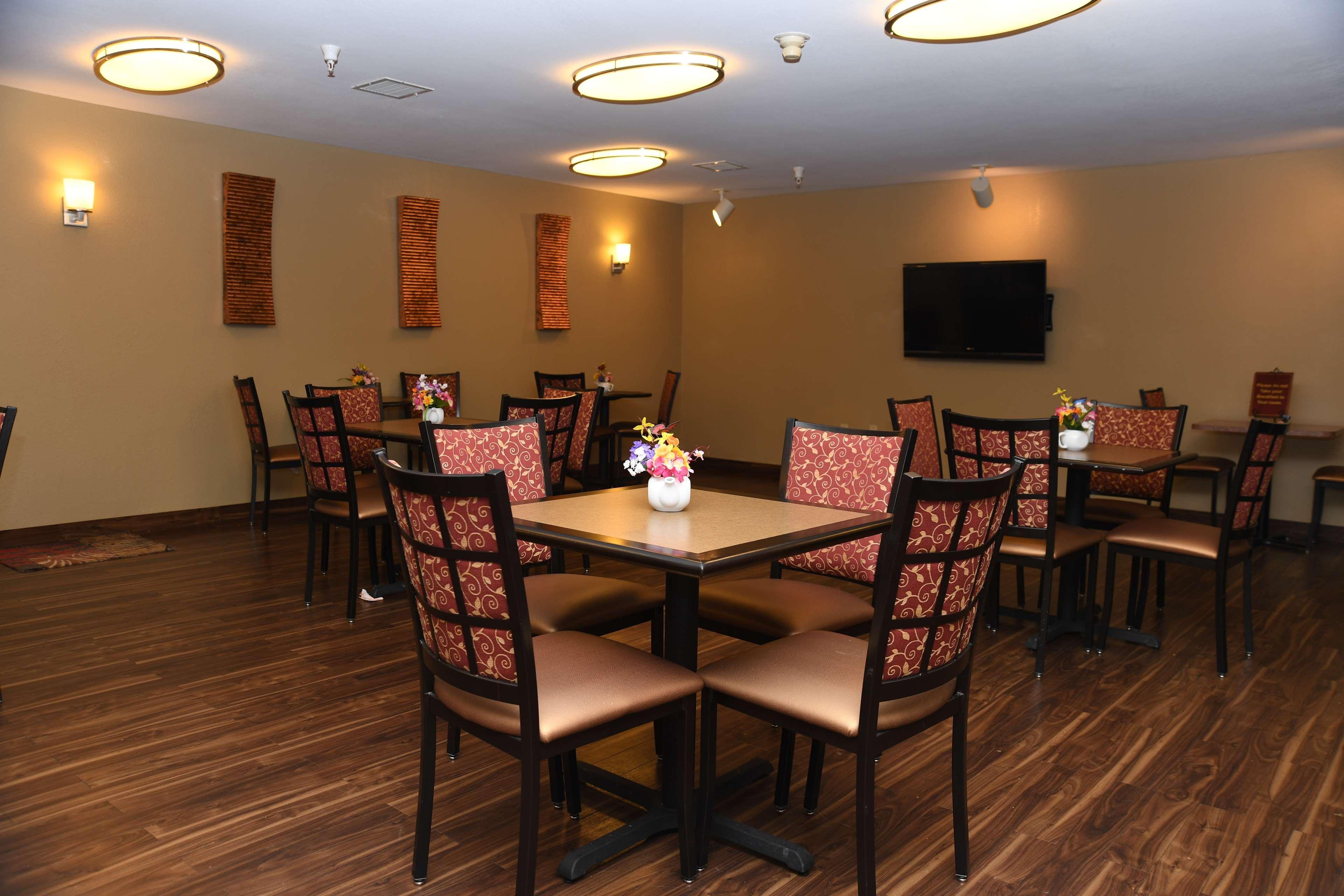 Best Western Okmulgee Exterior photo