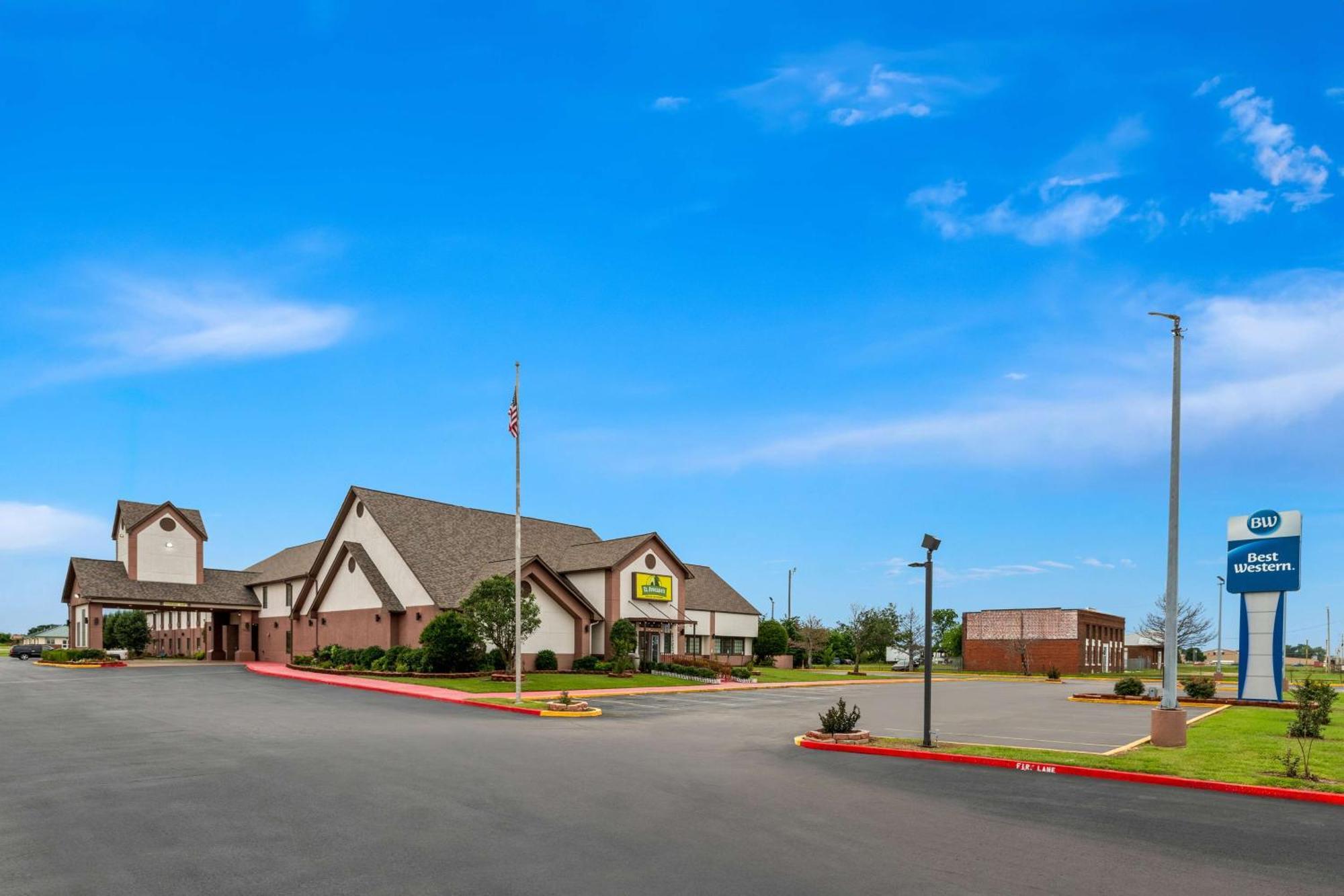 Best Western Okmulgee Exterior photo